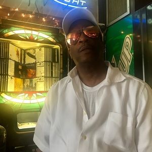 Meet your Posher, Schreida